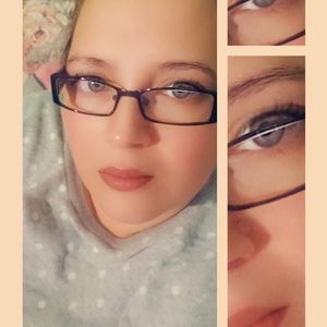 Meet your Posher, Ana